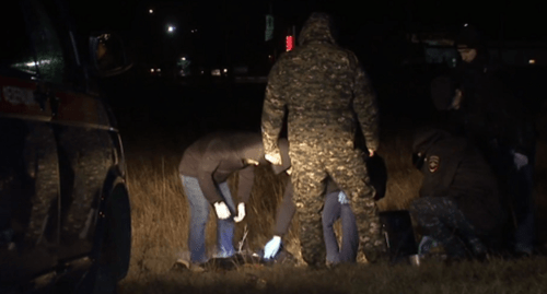 Law enforcers at the site of the woman's suicide bombing in Grozny on November 17, 2018. Screenshot of the video "A woman blew herself up in Grozny" https://www.youtube.com/watch?v=lSokS4qAbtM" Law enforcers at the site of the woman's suicide bombing in Grozny on November 17, 2018. Screenshot of the video "A woman blew herself up in Grozny" https://www.youtube.com/watch?v=lSokS4qAbtM"