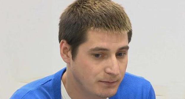 Maxim Lapunov. Screenshot from video posted by user euronews (in Russia) https://www.youtube.com/watch?v=sEdtOC14tSg Maxim Lapunov. Screenshot from video posted by user euronews (in Russia) https://www.youtube.com/watch?v=sEdtOC14tSg