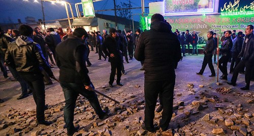 Protests in the village of Nardaran. November 26, 2016. Photo by Aziz Karimov for the "Caucasian Knot" Protests in the village of Nardaran. November 26, 2016. Photo by Aziz Karimov for the "Caucasian Knot"