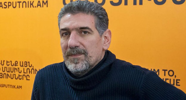 Ovannes Galstyan, an Armenian filmmaker. Photo SPUTNIK / ANDRANIK GHAZARYAN Ovannes Galstyan https://ru.armeniasputnik.am/culture/20181212/16214861/spas-armeniy-mezhdunarodnogo-skandala-chem-zakonchilsya-spor-golodayushchego-rezhissera.html Ovannes Galstyan, an Armenian filmmaker. Photo SPUTNIK / ANDRANIK GHAZARYAN Ovannes Galstyan https://ru.armeniasputnik.am/culture/20181212/16214861/spas-armeniy-mezhdunarodnogo-skandala-chem-zakonchilsya-spor-golodayushchego-rezhissera.html