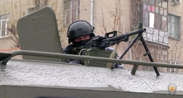 Special forces agent. Photo: http://nac.gov.ru/antiterroristicheskie-ucheniya/operativnym-shtabom-v-respublike-tatarstan.html#&gid=1&pid=4 Special forces agent. Photo: http://nac.gov.ru/antiterroristicheskie-ucheniya/operativnym-shtabom-v-respublike-tatarstan.html#&gid=1&pid=4