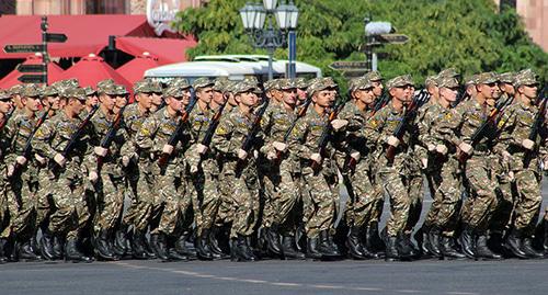 A military parade on the 25th anniversary of Armenia's independence. Photo by Tigran Petrosyan for the "Caucasian Knot" A military parade on the 25th anniversary of Armenia's independence. Photo by Tigran Petrosyan for the "Caucasian Knot"