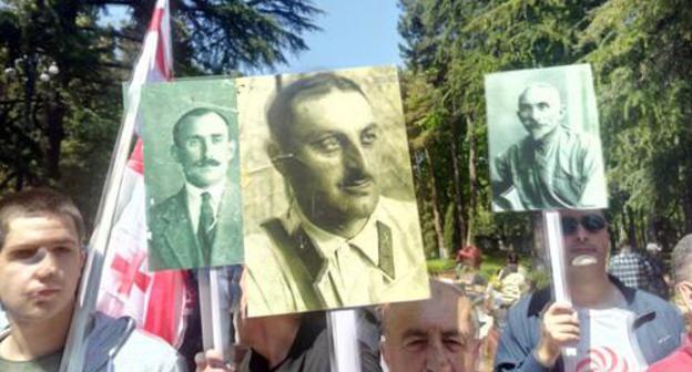 Members of National Unity of Georgia. Photo by Galina Gotua for the Caucasian Knot Members of National Unity of Georgia. Photo by Galina Gotua for the Caucasian Knot