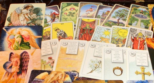 Tarot cards. Photo: Manfred Antranias Zimmer from Pixabay Tarot cards. Photo: Manfred Antranias Zimmer from Pixabay