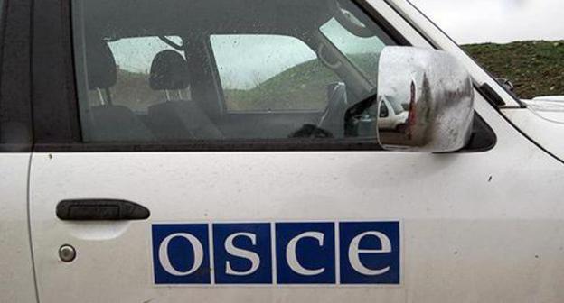 The OSCE car in Nagorno-Karabakh. Photo by Alvard Grigoryan for the "Caucasian Knot" The OSCE car in Nagorno-Karabakh. Photo by Alvard Grigoryan for the "Caucasian Knot"