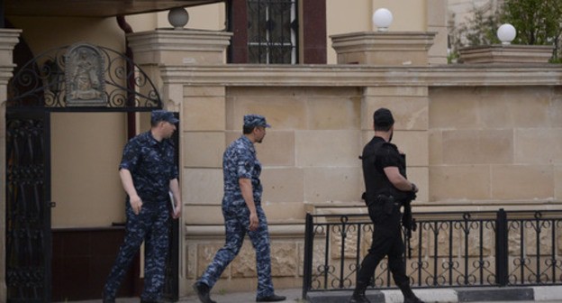 Law enforcers, Grozny. Photo: REUTERS/Said Tsarnayev Law enforcers, Grozny. Photo: REUTERS/Said Tsarnayev