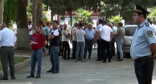 After shooting at a market in the village of Beyuk Kesik. Screenshot from video broadcasting by ‘Mir 24’, http://yandex.ru/efir?from=efir&stream_id45ae5759ad418da29eba6741d1319fb1 After shooting at a market in the village of Beyuk Kesik. Screenshot from video broadcasting by ‘Mir 24’, http://yandex.ru/efir?from=efir&stream_id45ae5759ad418da29eba6741d1319fb1