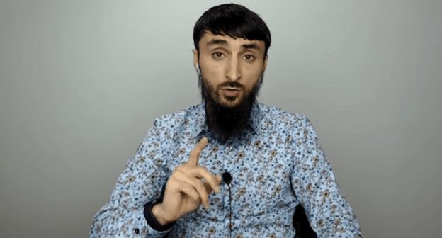 Tumso Abdurakhmanov. Screenshot from YouTube video: https://www.youtube.com/watch?v=Mw3G4DO-JXI Tumso Abdurakhmanov. Screenshot from YouTube video: https://www.youtube.com/watch?v=Mw3G4DO-JXI