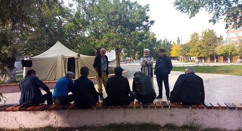 Participants of picket in Makhachkala. Photo by Rasul Magomedov for the Caucasian Knot Participants of picket in Makhachkala. Photo by Rasul Magomedov for the Caucasian Knot