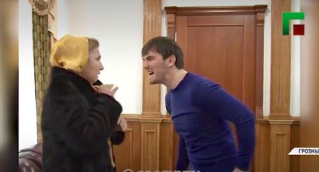 Islam Kadyrov voicing out threats to a woman. Screenshot from video posted by the "Grozny" ChGTRK, https://www.youtube.com/watch?time_continue=1&v=BpjWCGHbJ6E Islam Kadyrov voicing out threats to a woman. Screenshot from video posted by the "Grozny" ChGTRK, https://www.youtube.com/watch?time_continue=1&v=BpjWCGHbJ6E