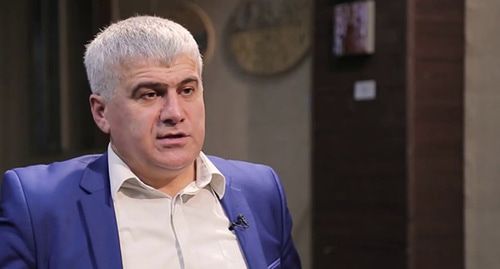 Shamil Khadulaev, head of the Dagestani Coordinating Council of NGOs. Screenshot from YouTube video posted by NNT TV Channel https://www.youtube.com/watch?v=r-X4__H0XEc Shamil Khadulaev, head of the Dagestani Coordinating Council of NGOs. Screenshot from YouTube video posted by NNT TV Channel https://www.youtube.com/watch?v=r-X4__H0XEc