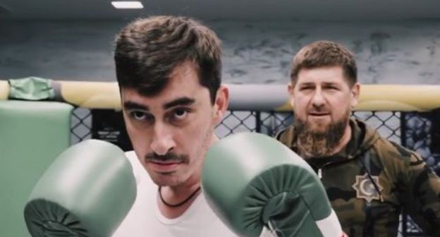 Ramzan Kadyrov playing a coach. Screenshot of the video posted on the Instagram of the blogger sergo_artemka https://www.instagram.com/p/B5qEJVYIm7a/ Ramzan Kadyrov playing a coach. Screenshot of the video posted on the Instagram of the blogger sergo_artemka https://www.instagram.com/p/B5qEJVYIm7a/