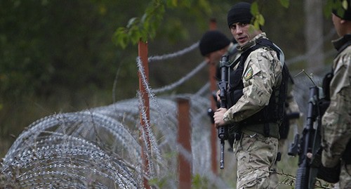 Georgian border guards. Photo: REUTERS/David Mdzinarishvili Georgian border guards. Photo: REUTERS/David Mdzinarishvili