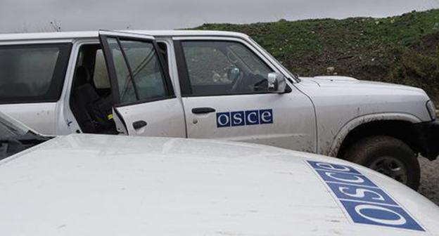 OSCE Mission vehicles, Nagorno-Karabakh. Photo by Alvard Grigoryan for the Caucasian Knot OSCE Mission vehicles, Nagorno-Karabakh. Photo by Alvard Grigoryan for the Caucasian Knot