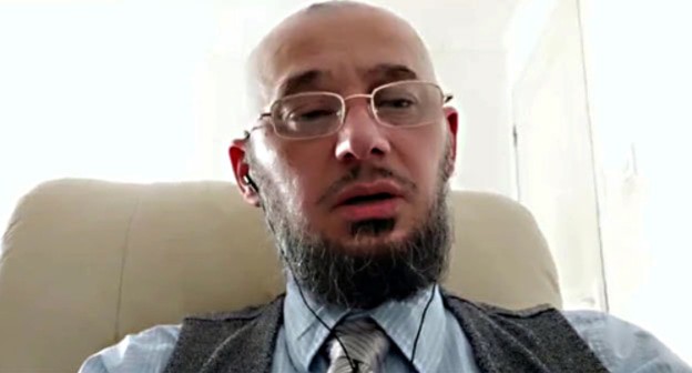 Imran Aliev. Screenshot from video posted at YouTube Channel "KYFiK OLEG - PRIME-SHOW" https://www.youtube.com/channel/UCNfz5rSvhXDkZO9ZJjNpmlw Imran Aliev. Screenshot from video posted at YouTube Channel "KYFiK OLEG - PRIME-SHOW" https://www.youtube.com/channel/UCNfz5rSvhXDkZO9ZJjNpmlw
