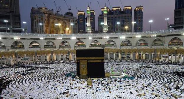 Piligrims in Mecca. Photo: REUTERS/Waleed Ali Piligrims in Mecca. Photo: REUTERS/Waleed Ali