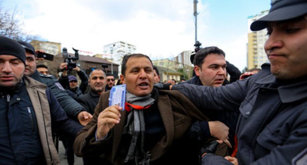 Participants of protest rally in Baku, February 16, 2020. Photo by Aziz Karimov for the Caucasian Knot Participants of protest rally in Baku, February 16, 2020. Photo by Aziz Karimov for the Caucasian Knot