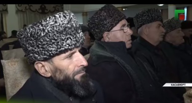 Participants of the Congress of Dagestani Chechens in Khasavyurt, February 15, 2020. Screenshot from video posted by ChGTRK 'Grozny' at: https://www.youtube.com/watch?time_continue=1015&v=FEj8JT5X1UQ&feature=emb_title Participants of the Congress of Dagestani Chechens in Khasavyurt, February 15, 2020. Screenshot from video posted by ChGTRK 'Grozny' at: https://www.youtube.com/watch?time_continue=1015&v=FEj8JT5X1UQ&feature=emb_title