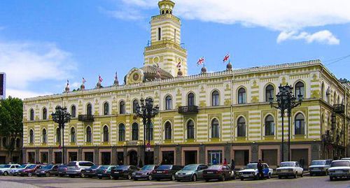 Tbilisi City Assembly. Photo: Gilad Rom, http://ru.wikipedia.org Tbilisi City Assembly. Photo: Gilad Rom, http://ru.wikipedia.org
