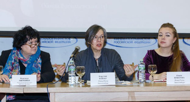 Participants of the roundtable: Nadezhda Azhgikhina, Kerstin Kaiser, Olga Ignatova. Photo courtesy of Irina Kretova for the "Caucasian Knot" Participants of the roundtable: Nadezhda Azhgikhina, Kerstin Kaiser, Olga Ignatova. Photo courtesy of Irina Kretova for the "Caucasian Knot"