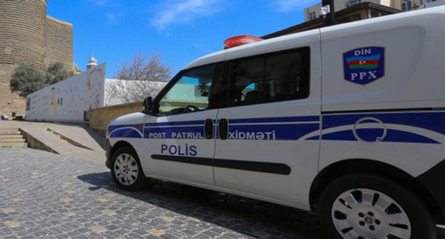 Police vehicle in Baku during quarantine. Photo by Aziz Karimov for the Caucasian Knot Police vehicle in Baku during quarantine. Photo by Aziz Karimov for the Caucasian Knot