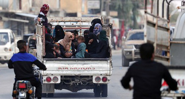 Women and children in a truck. Syria, October 2019. Photo: REUTERS/Khalil Ashawi Women and children in a truck. Syria, October 2019. Photo: REUTERS/Khalil Ashawi