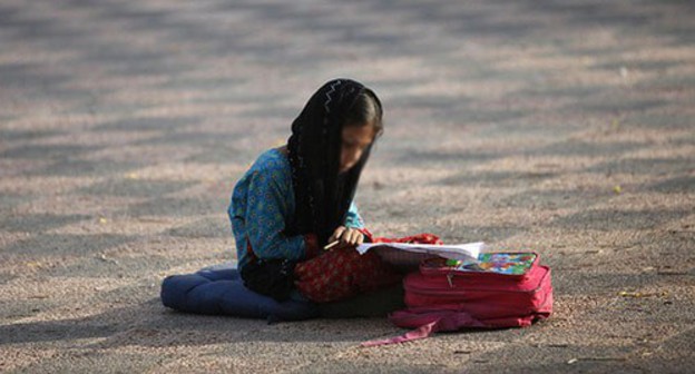 Muslim girl. Photo: REUTERS/Faisal Mahmood Muslim girl. Photo: REUTERS/Faisal Mahmood