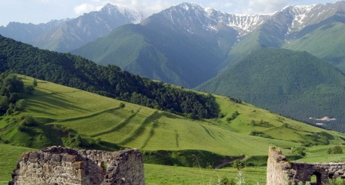 Mountains in Ingushetia. Photo by Timur Ziev https://commons.wikimedia.org/wiki/Category:North_Caucasus#/media/File:Mountain_of_Ingushetia.jpeg Mountains in Ingushetia. Photo by Timur Ziev https://commons.wikimedia.org/wiki/Category:North_Caucasus#/media/File:Mountain_of_Ingushetia.jpeg