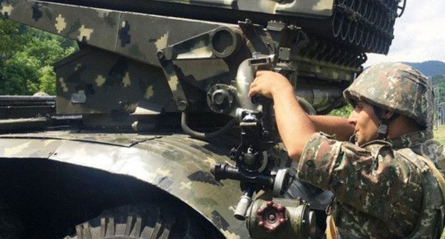 Artillery units of the Armenian Ministry of Defence. Photo by the press service of the Armenian Ministry of Defence http://mil.am/hy/news/8050 Artillery units of the Armenian Ministry of Defence. Photo by the press service of the Armenian Ministry of Defence http://mil.am/hy/news/8050
