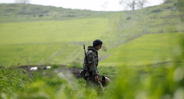 On the contact line in Nagorno-Karabakh. Photo: REUTERS/Staff On the contact line in Nagorno-Karabakh. Photo: REUTERS/Staff