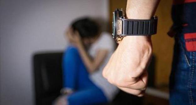 Domestic violence. Photo: Aziz Karimov / MeydanTV Domestic violence. Photo: Aziz Karimov / MeydanTV