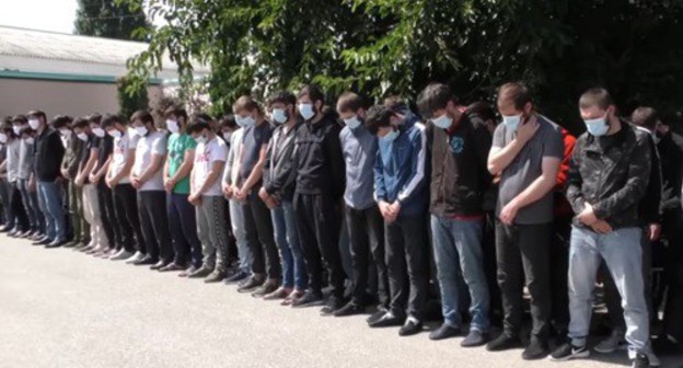 Public rebukes of Chechens. Screenshot from a video posted by ChGTRK 'Grozny': https://www.youtube.com/watch?v=DCtK88gUkvI&feature=youtu.be Public rebukes of Chechens. Screenshot from a video posted by ChGTRK 'Grozny': https://www.youtube.com/watch?v=DCtK88gUkvI&feature=youtu.be