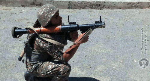 Serviceman of the Armenian Army. Photo: press service of the Ministry of Defence of Armenia, http://mil.am/hy/news/8291 Serviceman of the Armenian Army. Photo: press service of the Ministry of Defence of Armenia, http://mil.am/hy/news/8291
