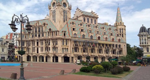 A square in Batumi. Photo by Nina Tumanova for the "Caucasian Knot" A square in Batumi. Photo by Nina Tumanova for the "Caucasian Knot"