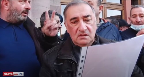 Conscripts' parents hold their protest in Yerevan. Screenshot: www.youtube.com/watch?v=NBBcvWjIZi4&feature=emb_logo Conscripts' parents hold their protest in Yerevan. Screenshot: www.youtube.com/watch?v=NBBcvWjIZi4&feature=emb_logo
