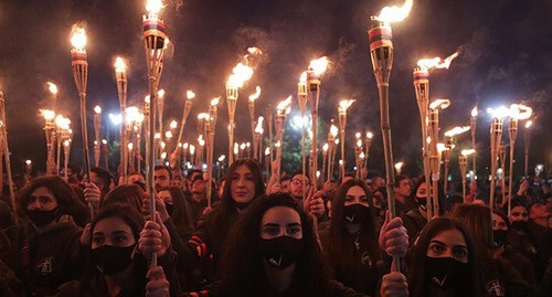 A torchlight march in memory of the victims of the Armenian Genocide in the Ottoman Empire in 1915, Yerevan, April 23, 2021. Photo: Baghdasaryan/Photolure via REUTERS A torchlight march in memory of the victims of the Armenian Genocide in the Ottoman Empire in 1915, Yerevan, April 23, 2021. Photo: Baghdasaryan/Photolure via REUTERS