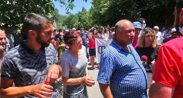 Protest action in the village of Ergneti, June 23, 2021. Photo by Beslan Kmuzov for the Caucasian Knot Protest action in the village of Ergneti, June 23, 2021. Photo by Beslan Kmuzov for the Caucasian Knot