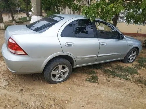 Unidentified persons punctured tires of Ivan Chucheev's car near a polling station, Elista, September 17, 2021. Photo by Badma Byurchiev for the Caucasian Knot
