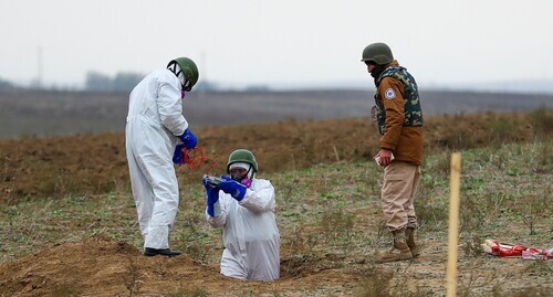 Sappers demining territories. November 2020. Photo by Aziz Karimov for the "Caucasian Knot" Sappers demining territories. November 2020. Photo by Aziz Karimov for the "Caucasian Knot"