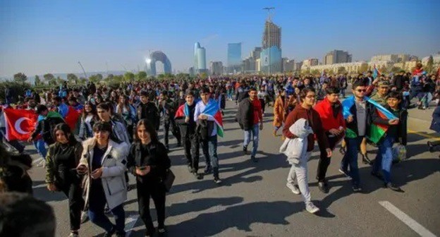Participants of a march in Baku. Photo by Aziz Karimov for the Caucasian Knot Participants of a march in Baku. Photo by Aziz Karimov for the Caucasian Knot