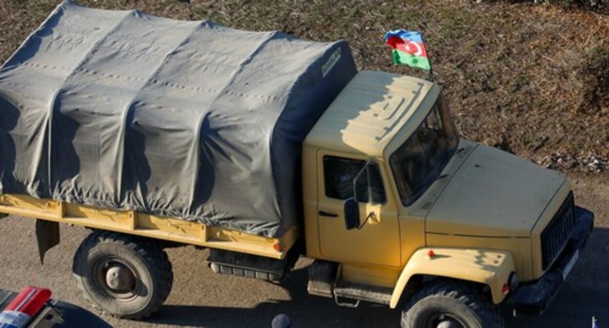 The Azerbaijani military truck. Photo by Aziz Karimov for the "Caucasian Knot" The Azerbaijani military truck. Photo by Aziz Karimov for the "Caucasian Knot"