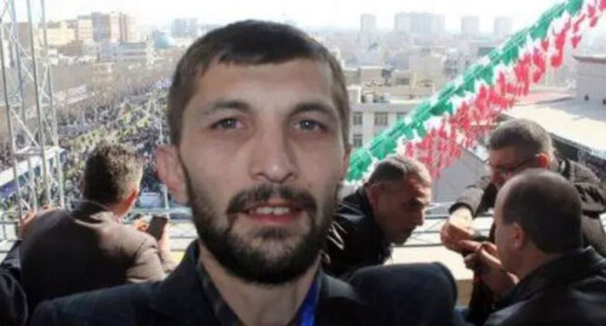Polad Aslanov. Photo: https://doshdu.com/reportery-bez-granic-prizvali-vlasti-azerbajdzhana-otkazatsja-ot-presledovanija-polada-aslanova/ Polad Aslanov. Photo: https://doshdu.com/reportery-bez-granic-prizvali-vlasti-azerbajdzhana-otkazatsja-ot-presledovanija-polada-aslanova/