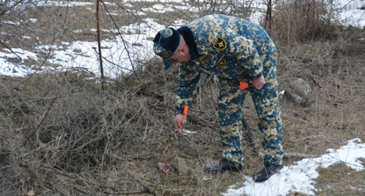 The search for the remains of soldiers who perished in Nagorno-Karabakh. Photo by the press service of the Nagorno-Karabakh Emergency Service https://www.facebook.com/RescueServiceOfTheNKR/posts/301881741958001 The search for the remains of soldiers who perished in Nagorno-Karabakh. Photo by the press service of the Nagorno-Karabakh Emergency Service https://www.facebook.com/RescueServiceOfTheNKR/posts/301881741958001