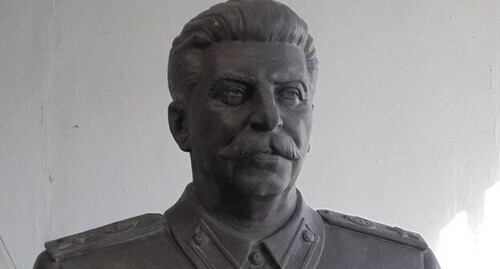 A monument to Stalin. Photo by the press service of the Communist Party of the Russian Federation (CPRF), http://m.sibkray.ru/news/1/896937/ A monument to Stalin. Photo by the press service of the Communist Party of the Russian Federation (CPRF), http://m.sibkray.ru/news/1/896937/