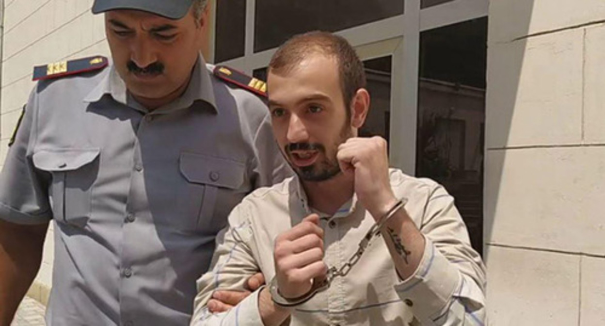 Elman Guliev (on the right). Screenshot of the video https://www.ipd-az.org/ Elman Guliev (on the right). Screenshot of the video https://www.ipd-az.org/