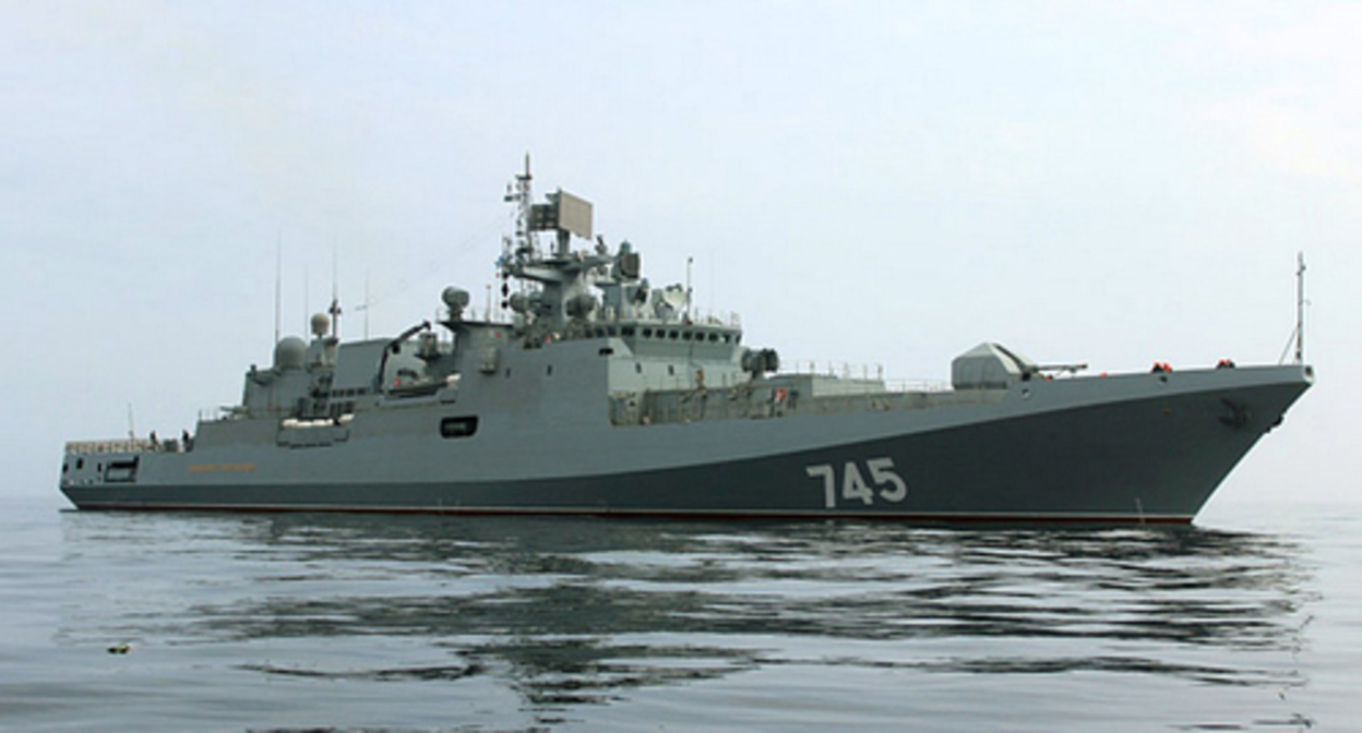 "Admiral Grigorovich" Frigate of the Black Sea Fleet in the Bosphorus Strait. Photo: press service of the Southern Military District "Admiral Grigorovich" Frigate of the Black Sea Fleet in the Bosphorus Strait. Photo: press service of the Southern Military District