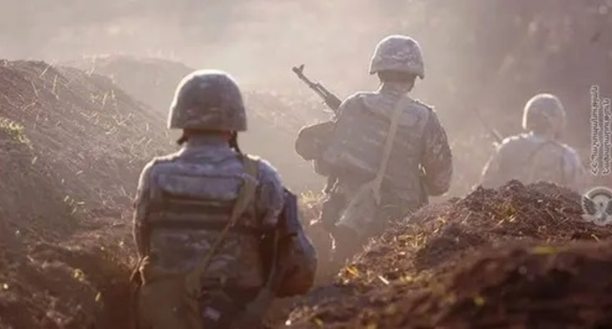 Soldiers in the Karabakh conflict zone. Photo by the press service of the Armenian Ministry of Defence http://mil.am/hy/news/8092 Soldiers in the Karabakh conflict zone. Photo by the press service of the Armenian Ministry of Defence http://mil.am/hy/news/8092