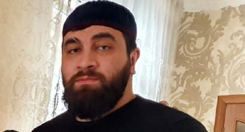 Ramazan Dugiev. Photo: https://fortanga.org/2022/02/zhitelya-ingushetii-zaderzhali-po-mitingovomu-delu/ Ramazan Dugiev. Photo: https://fortanga.org/2022/02/zhitelya-ingushetii-zaderzhali-po-mitingovomu-delu/