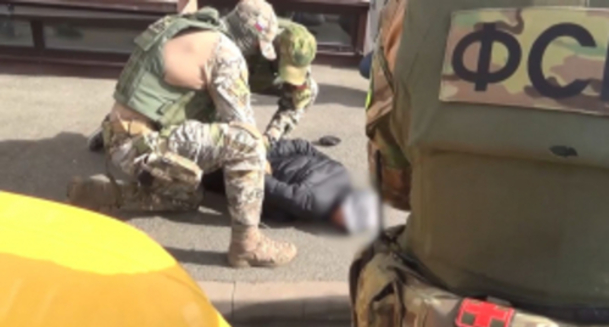 The FSB operation. Photo: http://nac.gov.ru/terrorizmu-net/fsb/fsb-rossii-predotvrashchena-popytka-soversheniya.html The FSB operation. Photo: http://nac.gov.ru/terrorizmu-net/fsb/fsb-rossii-predotvrashchena-popytka-soversheniya.html
