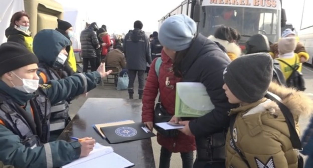 Refugees in Rostov Region. Photo: Ministry for Emergencies for Rostov Region https://61.mchs.gov.ru/deyatelnost/press-centr/novosti/4691308 Refugees in Rostov Region. Photo: Ministry for Emergencies for Rostov Region https://61.mchs.gov.ru/deyatelnost/press-centr/novosti/4691308